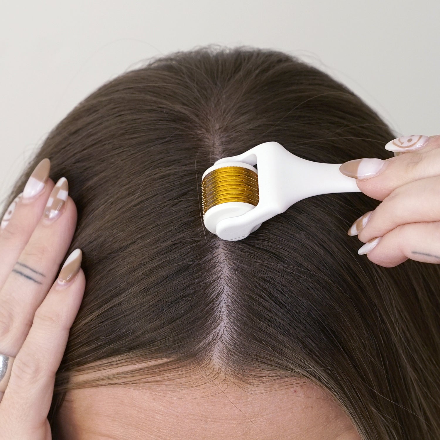 derma-roller-center-part.jpg